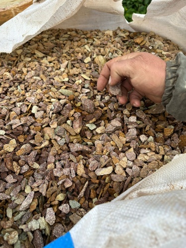 Златолит персиковый декоративная каменная крошка купить в Усть-Катаве