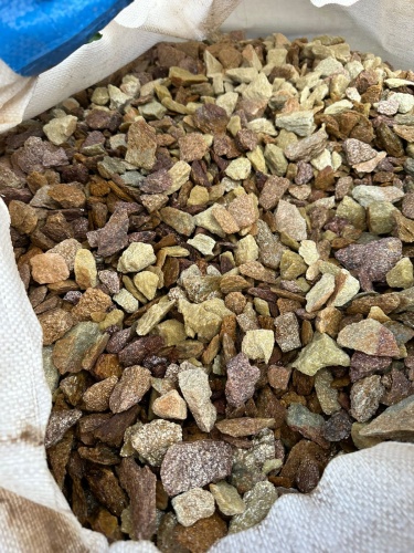 Златолит персиковый декоративная каменная крошка купить в Усть-Катаве