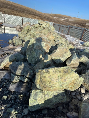 Камни для ландшафтного дизайна зелёные 10-60 килограмм купить в Усть-Катаве