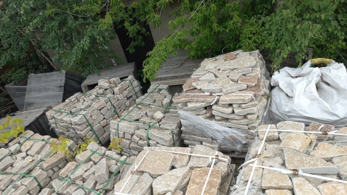 Гранитный плитняк галтованный для парковки купить в Усть-Катаве